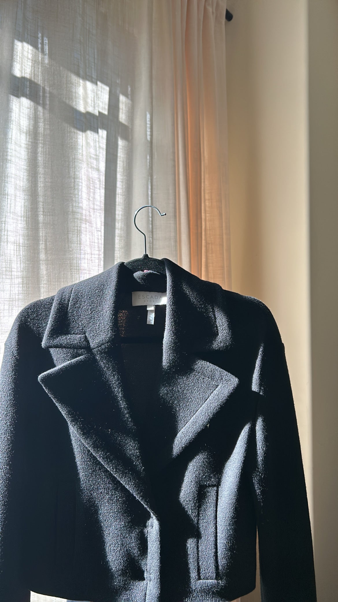 ESCADA Black Cropped Jacket